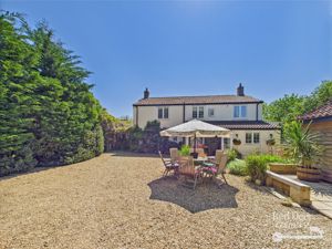 Rear- click for photo gallery